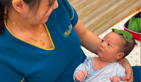 Chăm sóc & tắm bé sơ sinh